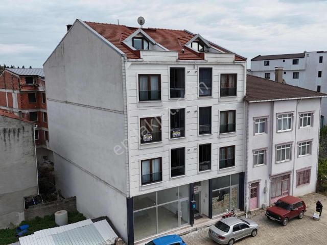 yiğit Emlak Armutlu'dan*armutlu Merkez'de*2+1*eşyalı