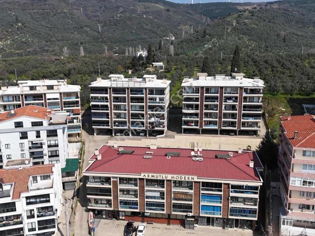 yiğit Emlak Armutlu'dan*iskele Mevkii*manzaralı*100m2*2+1