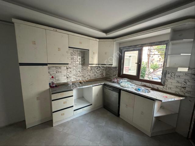 Yiğitler Mahallesi Cadde Üzeri 2+1 85 M2 0 Daire