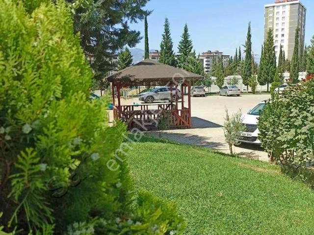 Yirmiikigün Mah. Satılık 4+1