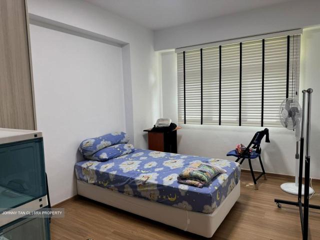 Yishun Avenue 11 Yishun, HDB 4 Rooms