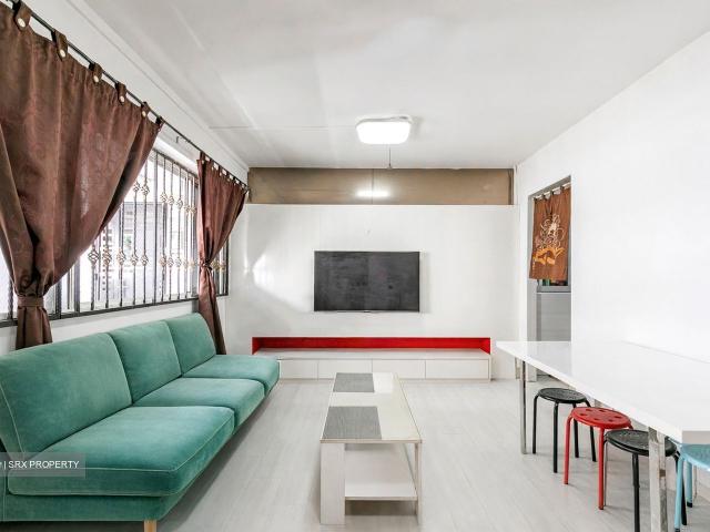 Yishun Avenue 11 Yishun, HDB 4 Rooms
