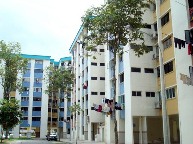 Yishun Gardens Yishun, HDB 4 Rooms