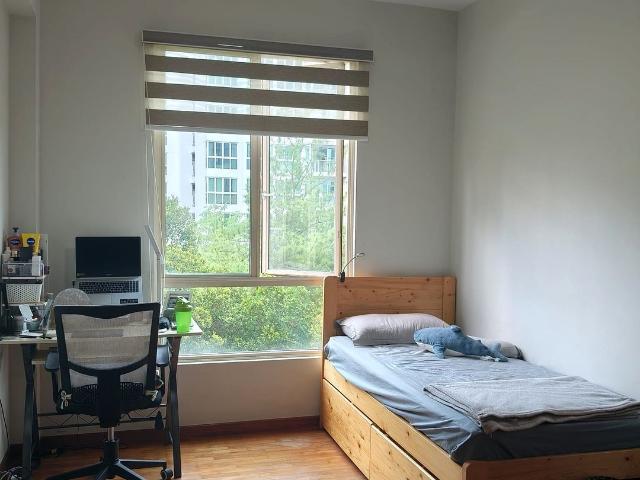 Yishun Emerald D27, Condominium