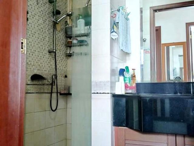 Yishun Emerald D27, Condominium