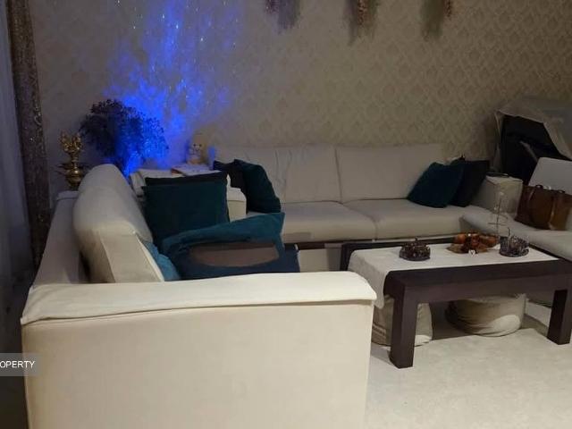 Yishun Emerald D27, Condominium