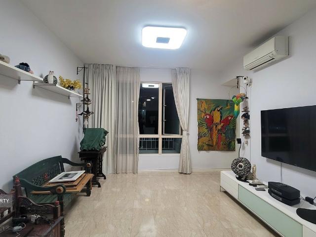 Yishun Sapphire D27, Condominium