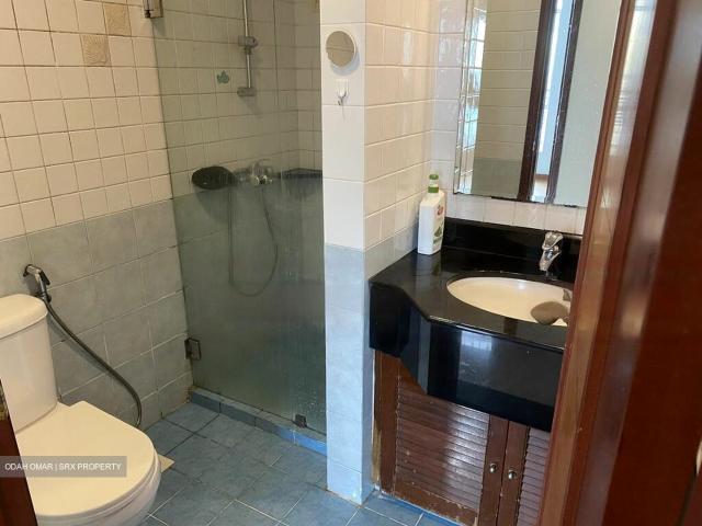 Yishun Sapphire D27, Condominium