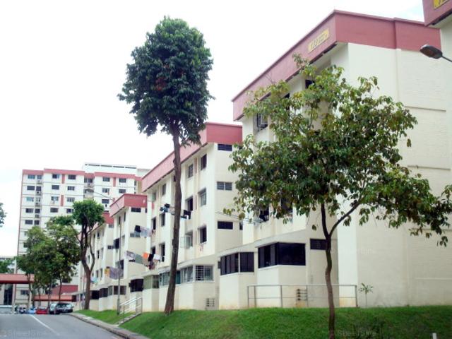 Yishun Street 11 Yishun, HDB 3 Rooms