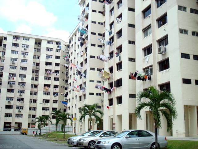 Yishun Street 11 Yishun, HDB 3 Rooms