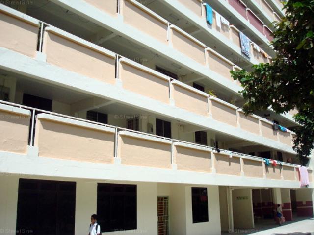 Yishun Street 21 Yishun, HDB 3 Rooms