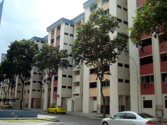Yishun Street 21 Yishun, HDB 4 Rooms