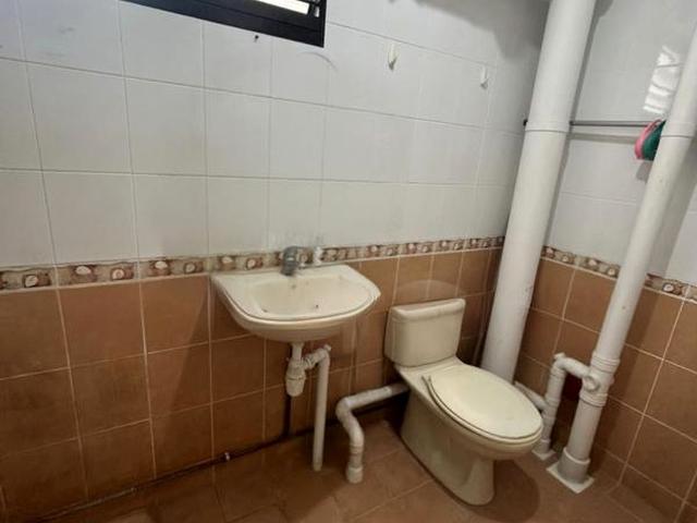 Yishun Street 21 Yishun, HDB 5 Rooms