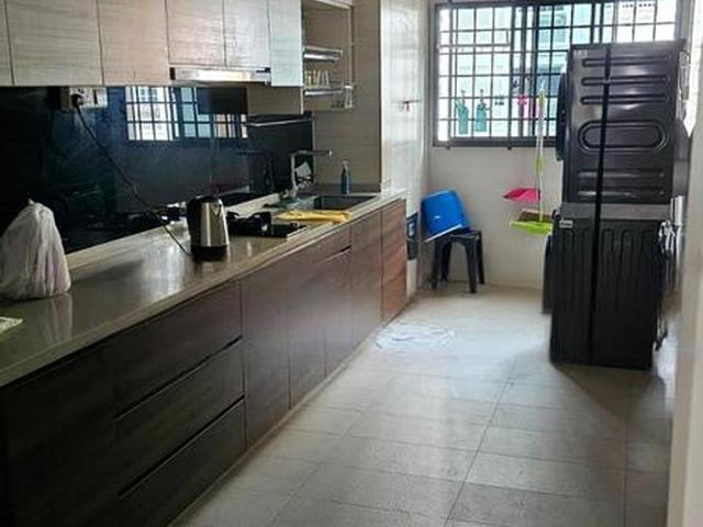 Yishun Street 81 Yishun, HDB 4 Rooms