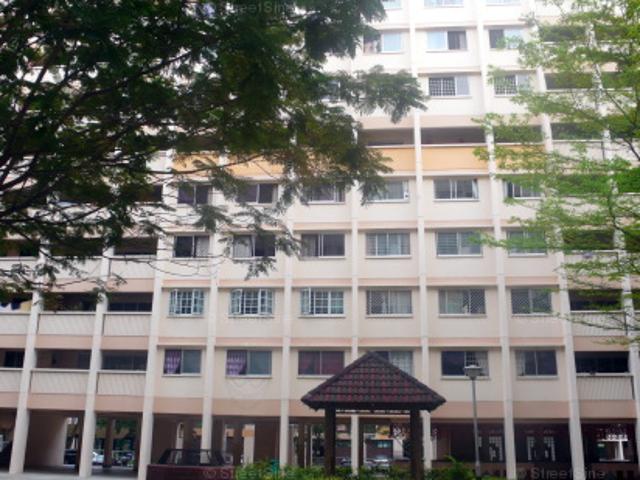 Yishun Street 81 Yishun, HDB 4 Rooms