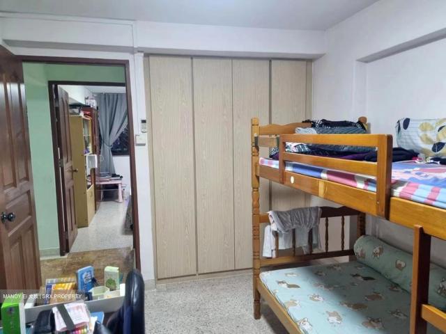 Yishun Ring Road D27, Condominium