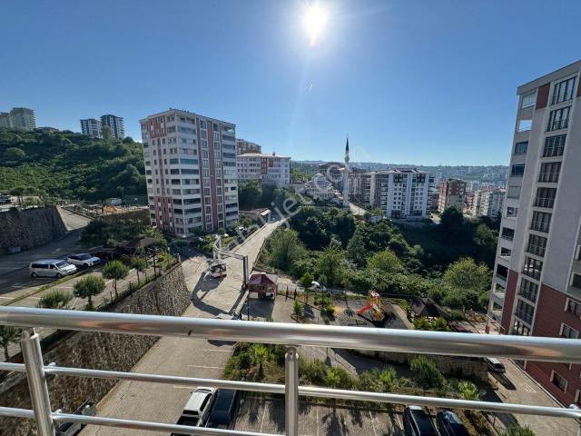 Yomra Sancak Mahallesınde Satılık Daıre