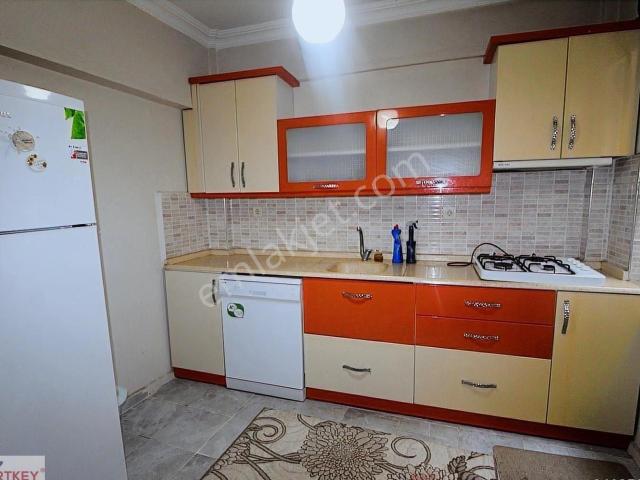 Yön Gayrimenkul Den Çarşı Merkezde Eşyalı Kiralık 2+0 Daire