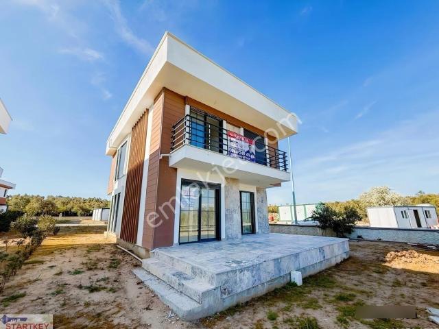 Yön Den Ayvalık Gömeç Denizkent Sitesinde Satılık Lüks Villa