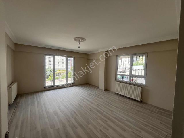 Yonca Emlak Durali Alıç Mah. Kiralık 3+1 Daire