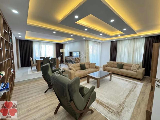 Yonca'dan Viranşehir'de Modern Tasarım Eşsiz Satılık 4+1 Daire