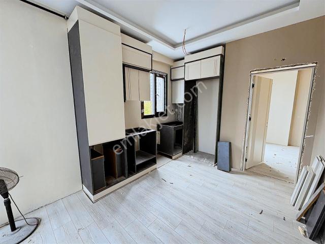 Yonca'dan Mezitli Akdeniz'de Site İçerisinde Satılık 1+1 Daire