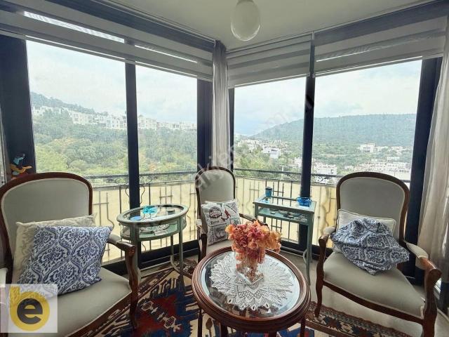 Yokuşbaşı'nda Doğa Manzaralı Satılık 2+1 Üst Kat Daire