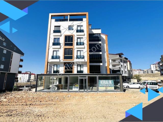 Yola Cephe, İşlek Bağlantı Yolu Üzerinde Satılık İş Yeri