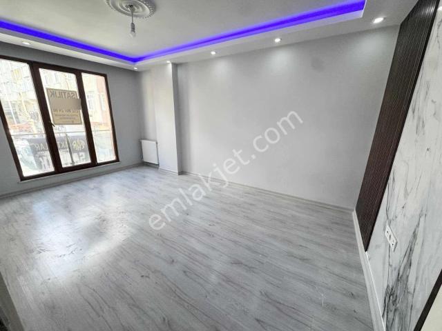 Yoldaş İnşaat'tan Satılık 2+1 1.kat Merkez Camiine Yakın Daire