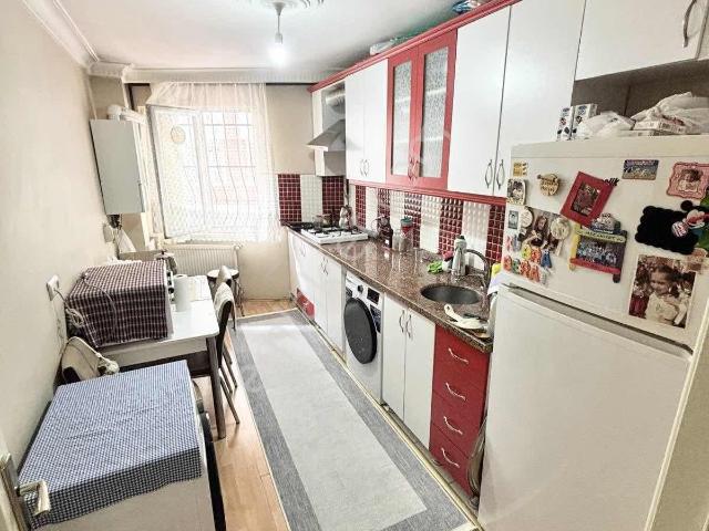 Yoldaş İnş Satılık 1+1 80 M2 Yüksek Giriş Daire