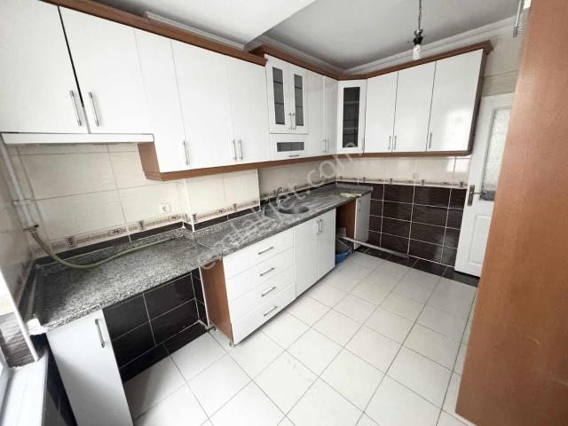 Yoldaş İnş Satılık 2+1 85 M2 1.kat Krediye Uygun Daire