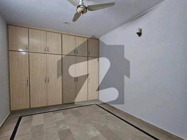 You Can Find A Gorgeous Upper Portion For rent In E 11