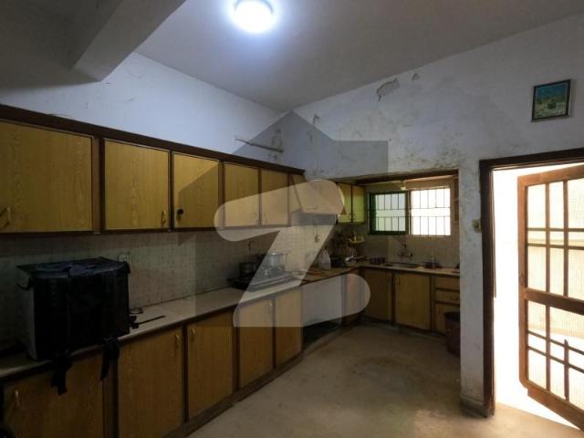You Can Find A Gorgeous House For sale In Gulshan e Iqbal Block 5