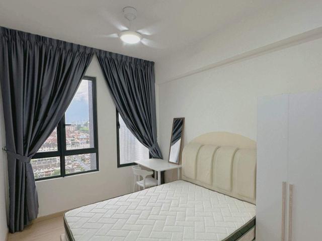 YouCity3 Male Unit Medium RoomLink bridge MRT