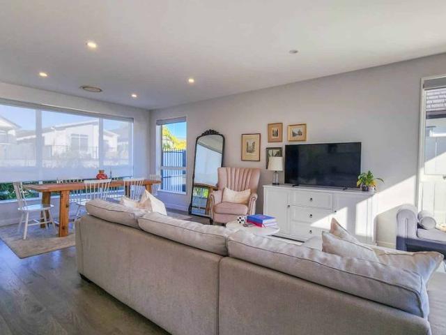Your Modern Milldale Dream Home Awaits
