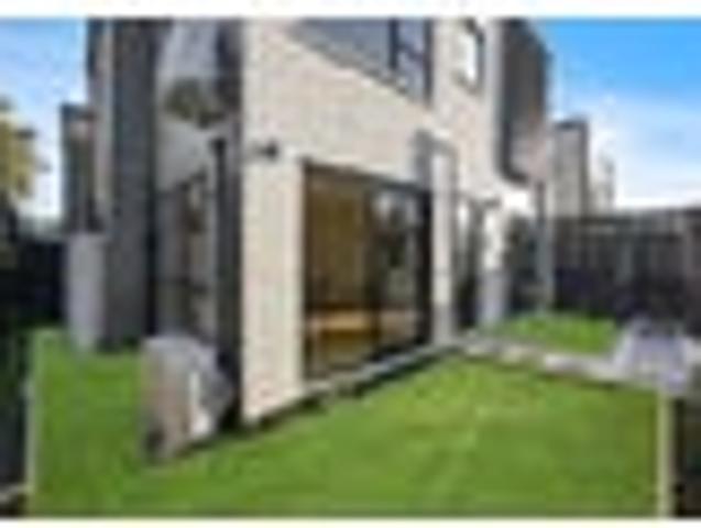 Your new home in Sunnyhills is ready and waiting!