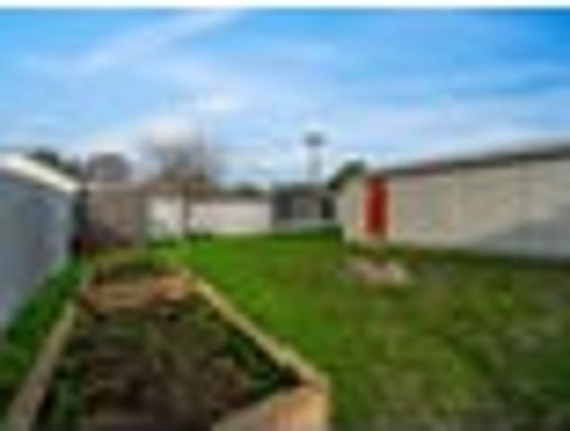 Motivated vendors, this home needs to be sold!