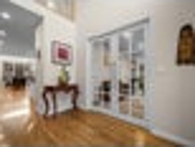 Your Dream Orewa Home Awaits! Sea View