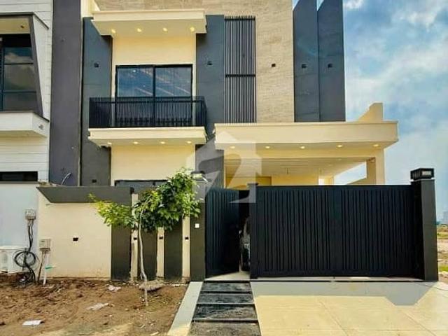 Your Dream Brand New 8 Marla House Is Available In DHA Phase 1 Sector V
