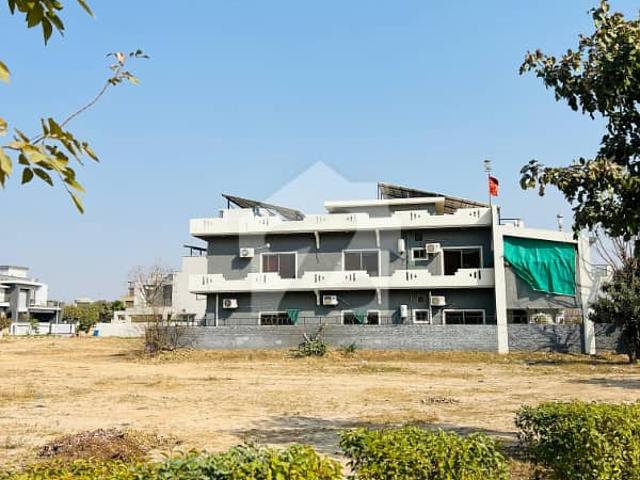 Your Dream Plot Awaits 7 Marla Developed Possession Plot | C Block, Gulberg Residencia