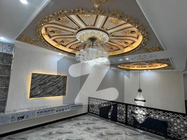 Your Dream Prime Location 8 Marla House Is Available In Sufiyan Garden