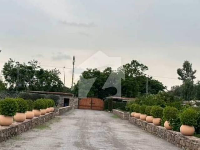 Your Dream 400 Marla Farm House Is Available In Chak Shahzad