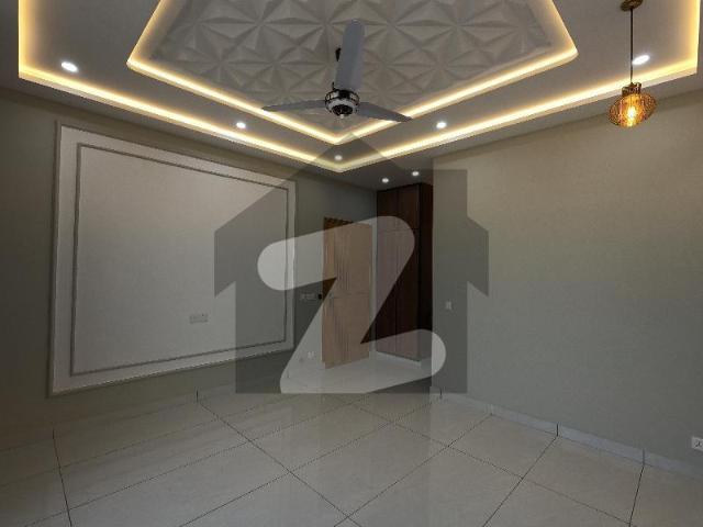 Your Ideal Prime Location 10 Marla House Has Just Become Available In D 12