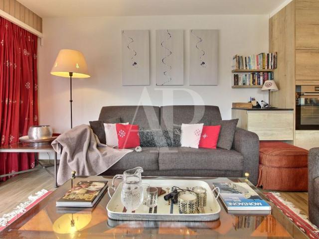 Your pied à terre in the heart of Champéry this winter