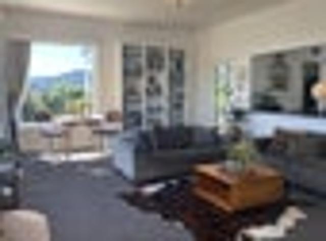 Your private sea view retreat