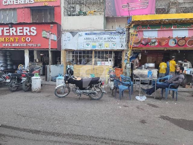 Your Search Ends Right Here With The Beautiful Shop In Gulshan e Iqbal Block 2 At Affordable Price Of Pkr Rs. 28500