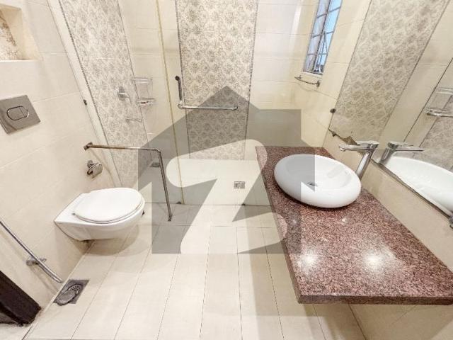 Your Search For Near to Park House In Lahore Ends Here DHA Phase 5 Block B