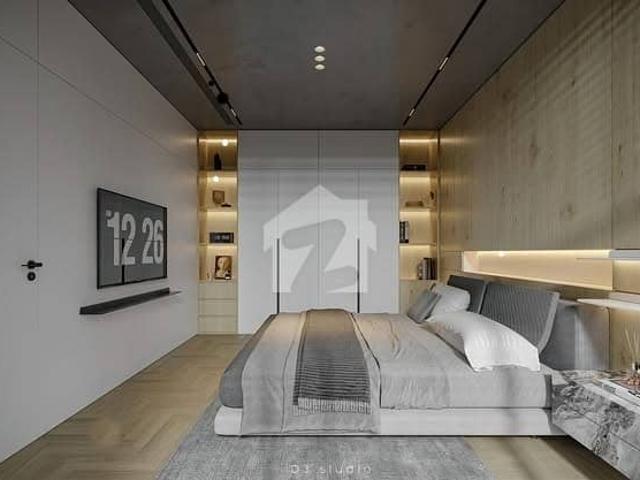 Your Sleek Urban Launchpad: Contemporary Studio Apartment Available Now