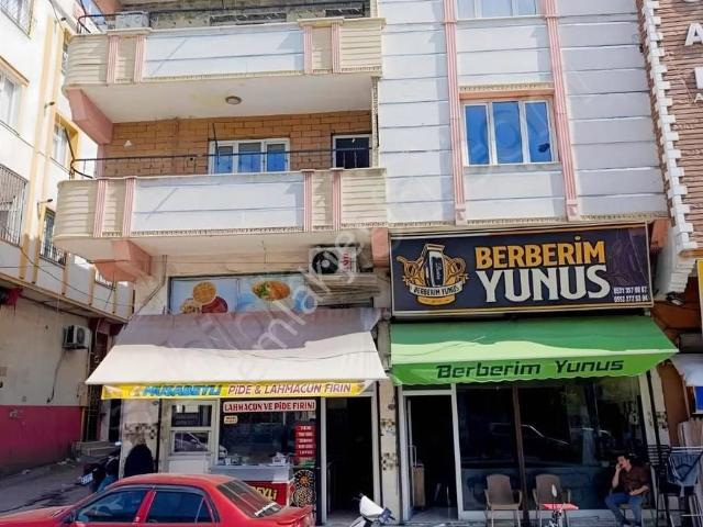 Ymz Den Satılık 170 M2 Teras Kat Yapı Kayıt Belgeli