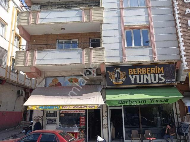 Ymz Den Satılık 3+1 Ultra Lüx 75.yıl Cadde Üstü Yapı Kayıt Belge